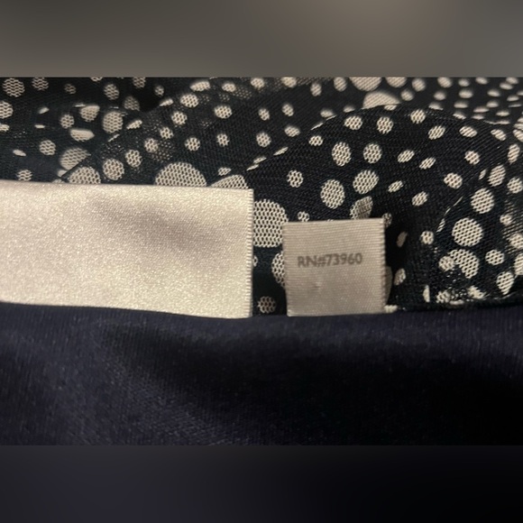 Womans dark blue, open-shoulder blouse - Picture 9 of 11